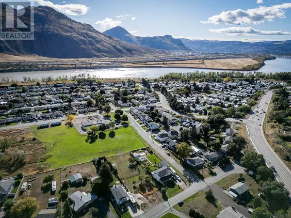 Kamloops, BC V2B6X2,2535/2537 ELSTON Drive