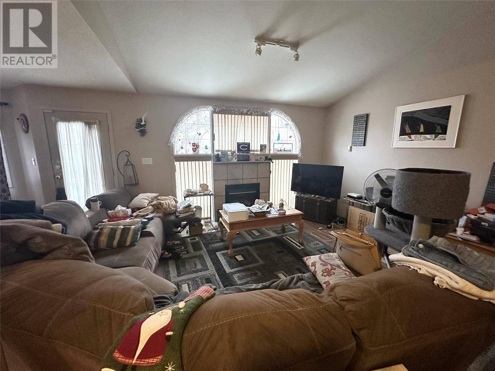 Merritt, BC V1K1A5,1749 Menzies ST #12