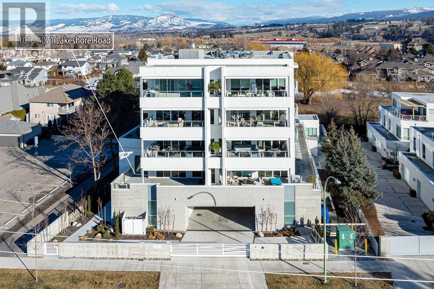 4071 Lakeshore RD #101, Kelowna, BC V1W1V7