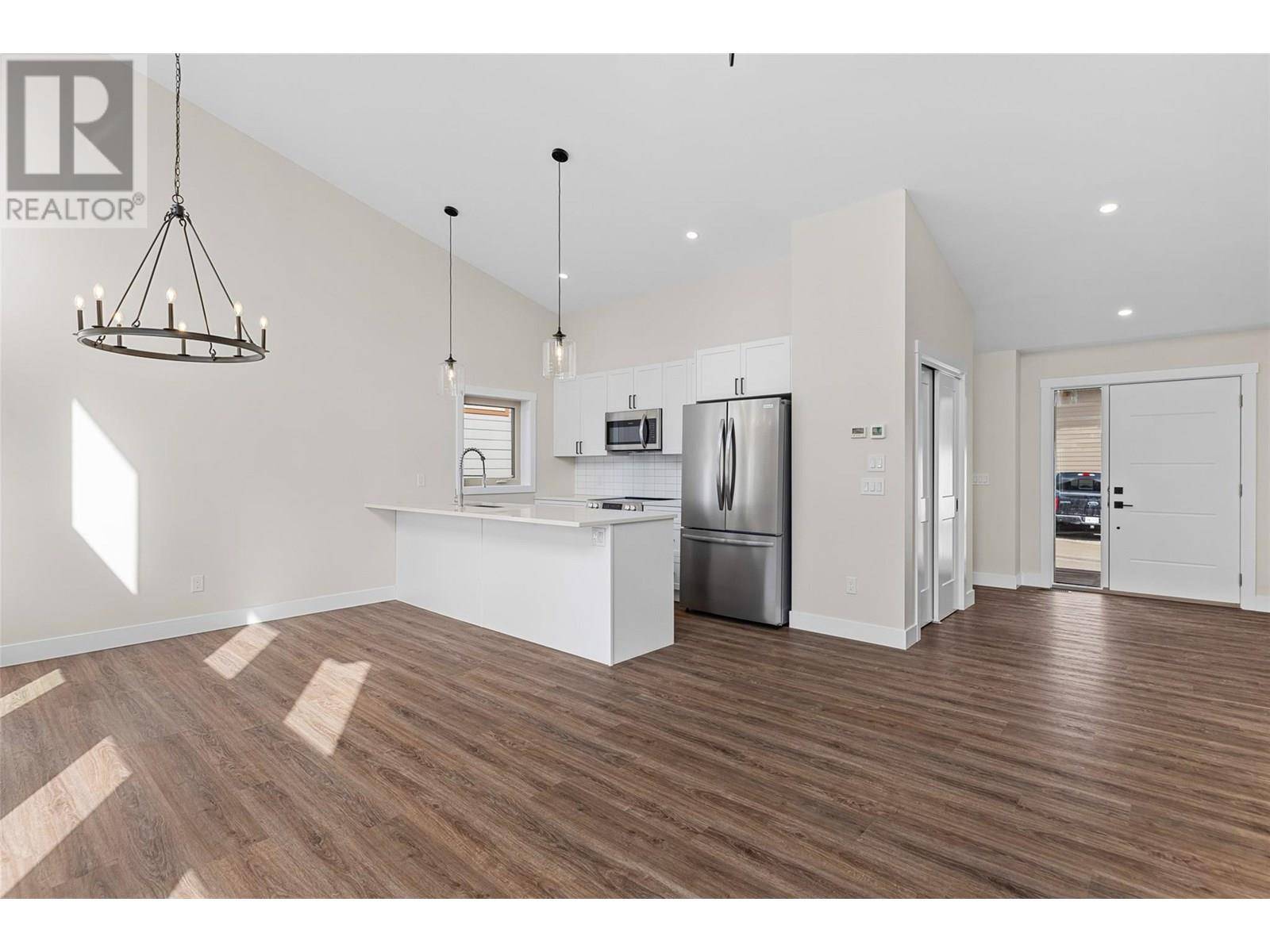 Windermere, BC V0B1L0,4926 Timber Ridge RD #44