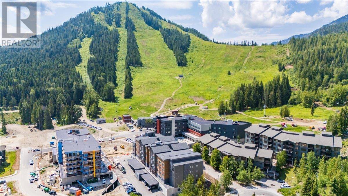Rossland, BC V0G1Y0,4280 Red Mountain RD #315