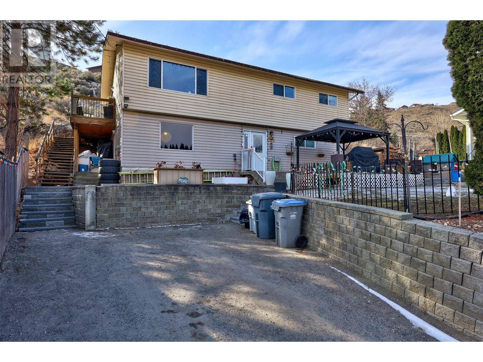 Kamloops, BC V2B7X8,813 MCQUEEN Drive