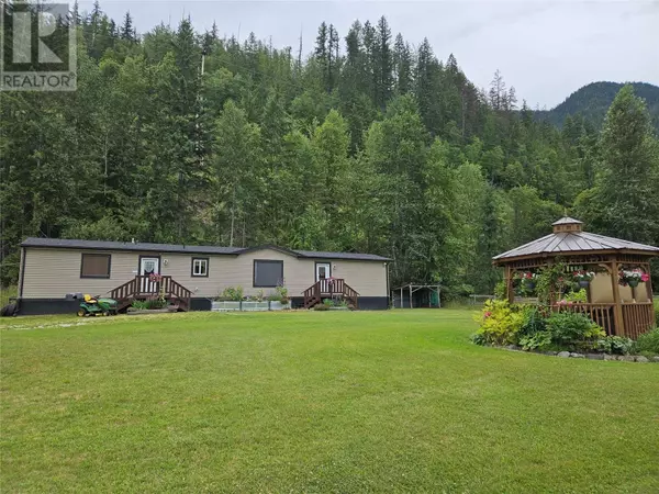 3015 HIGHWAY 6 Highway W Lot# B, Nakusp, BC V0G1R1