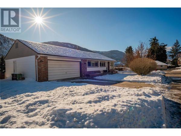 3310 Dahlia Crescent, Trail, BC V1R2X9