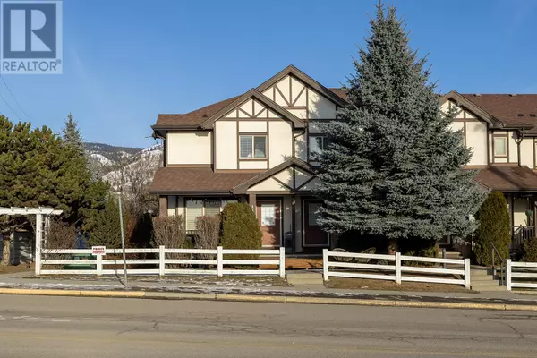 Kelowna, BC V1P1R4,1651 Lynrick RD #118