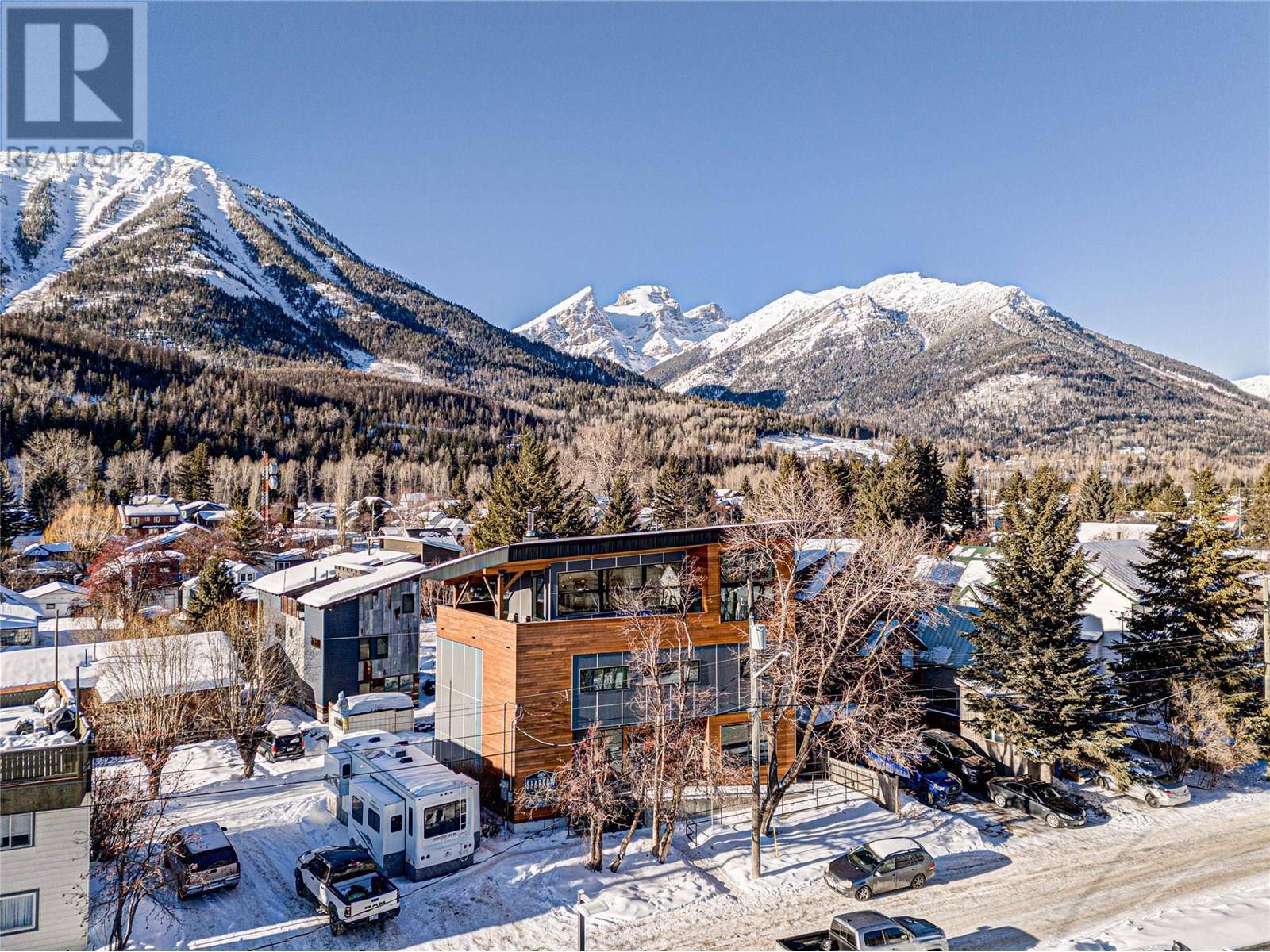 Fernie, BC V0B1M0,641 7th Avenue