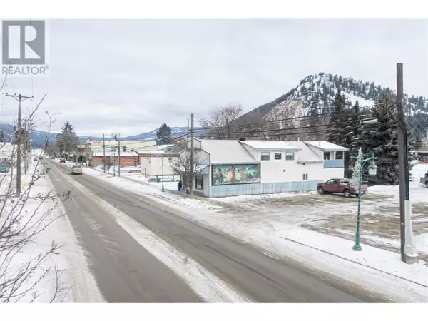 Lumby, BC V0E2G0,2037 Shuswap Avenue