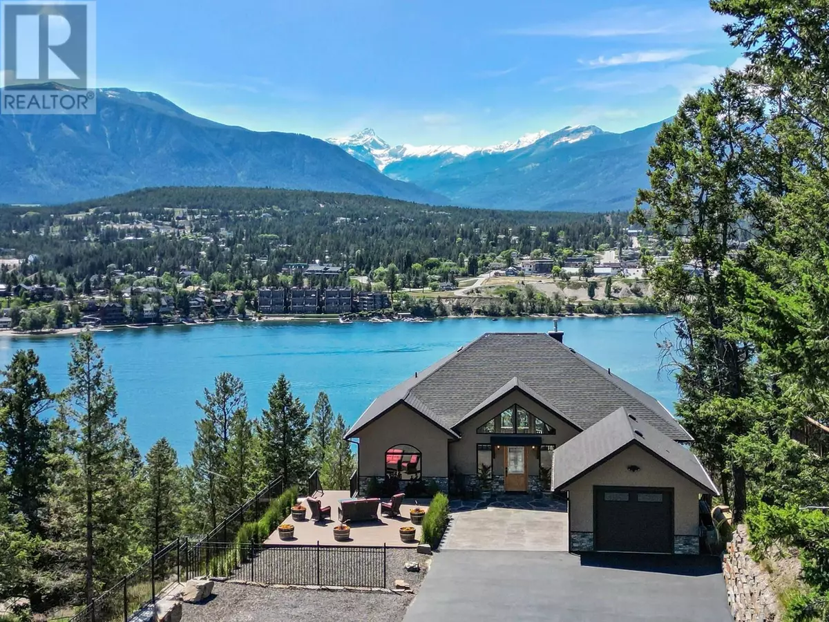Windermere, BC V0A1K3,717 LAKEVIEW Drive