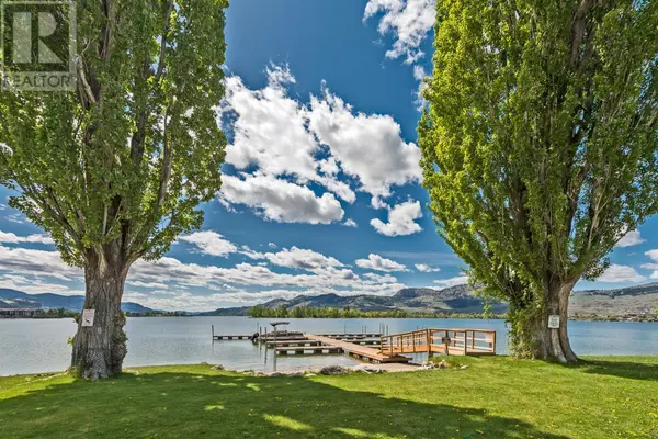 Osoyoos, BC V0H1V6,5401 LAKESHORE DR #105