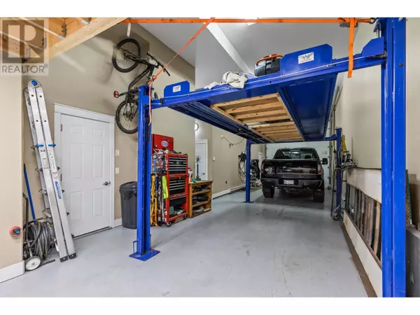 Westbank, BC V4T3G1,3359 Cougar RD #25