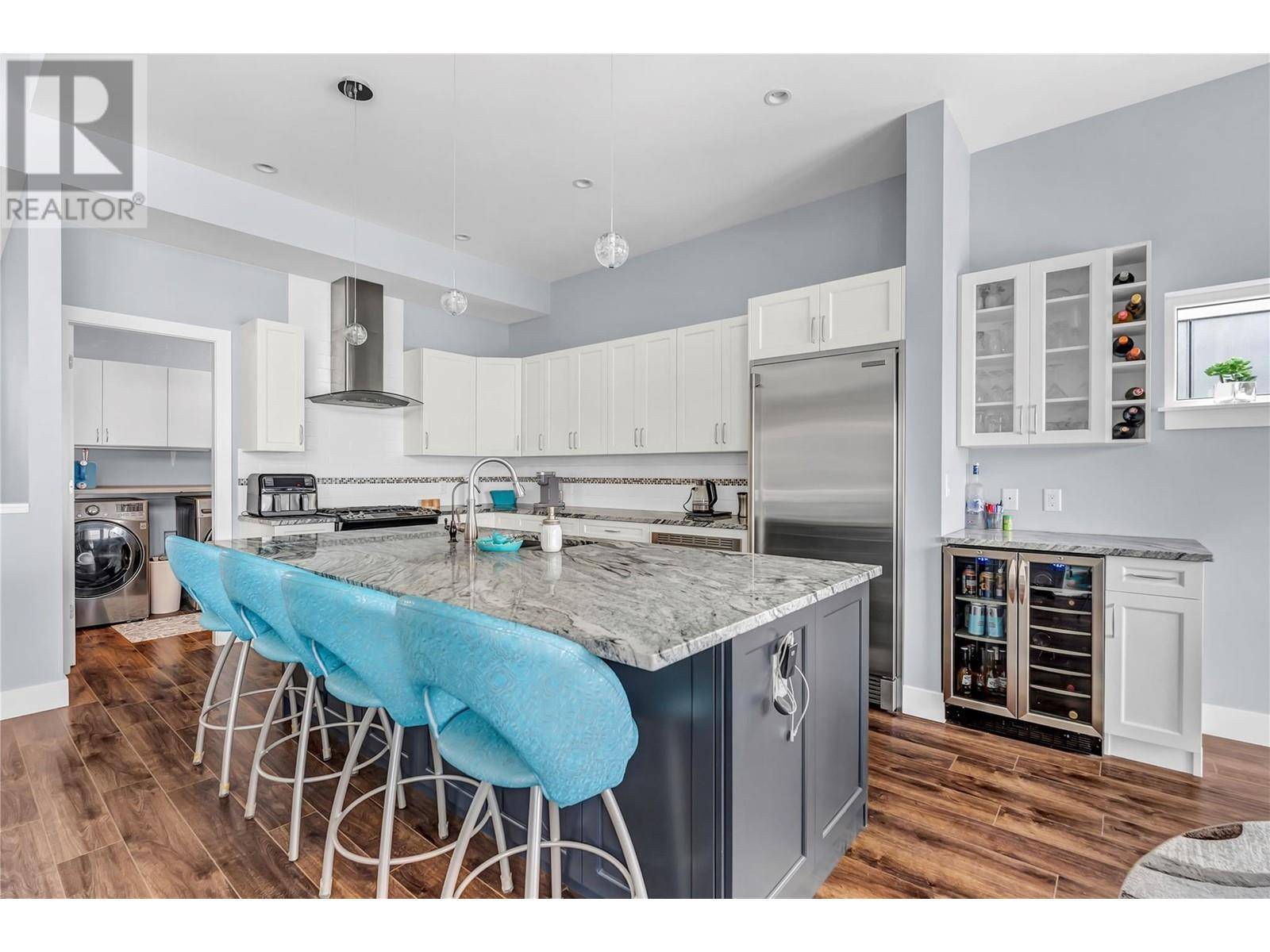Penticton, BC V2A0A6,141 View Lane