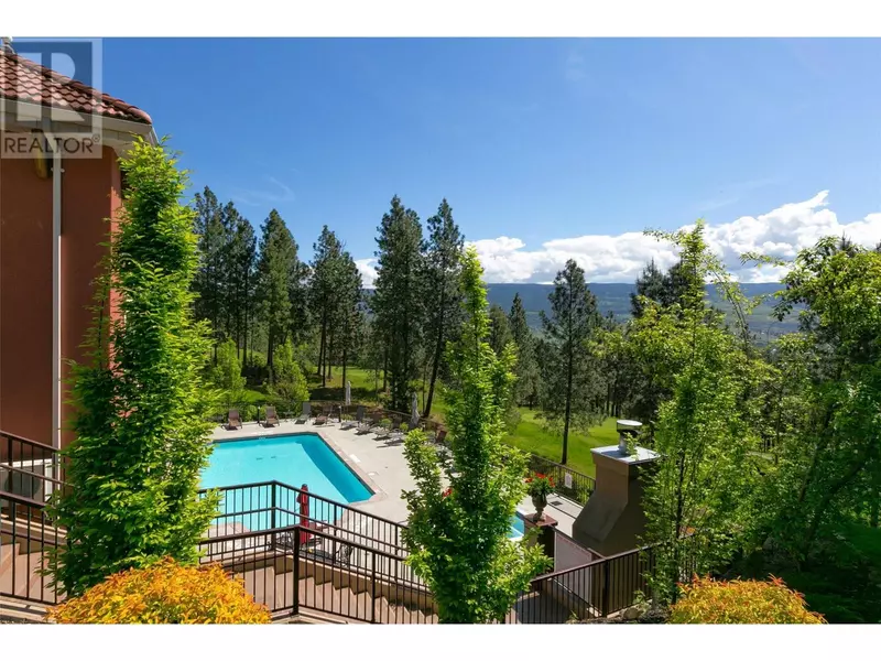 1795 Country Club DR #128, Kelowna, BC V1V2V9