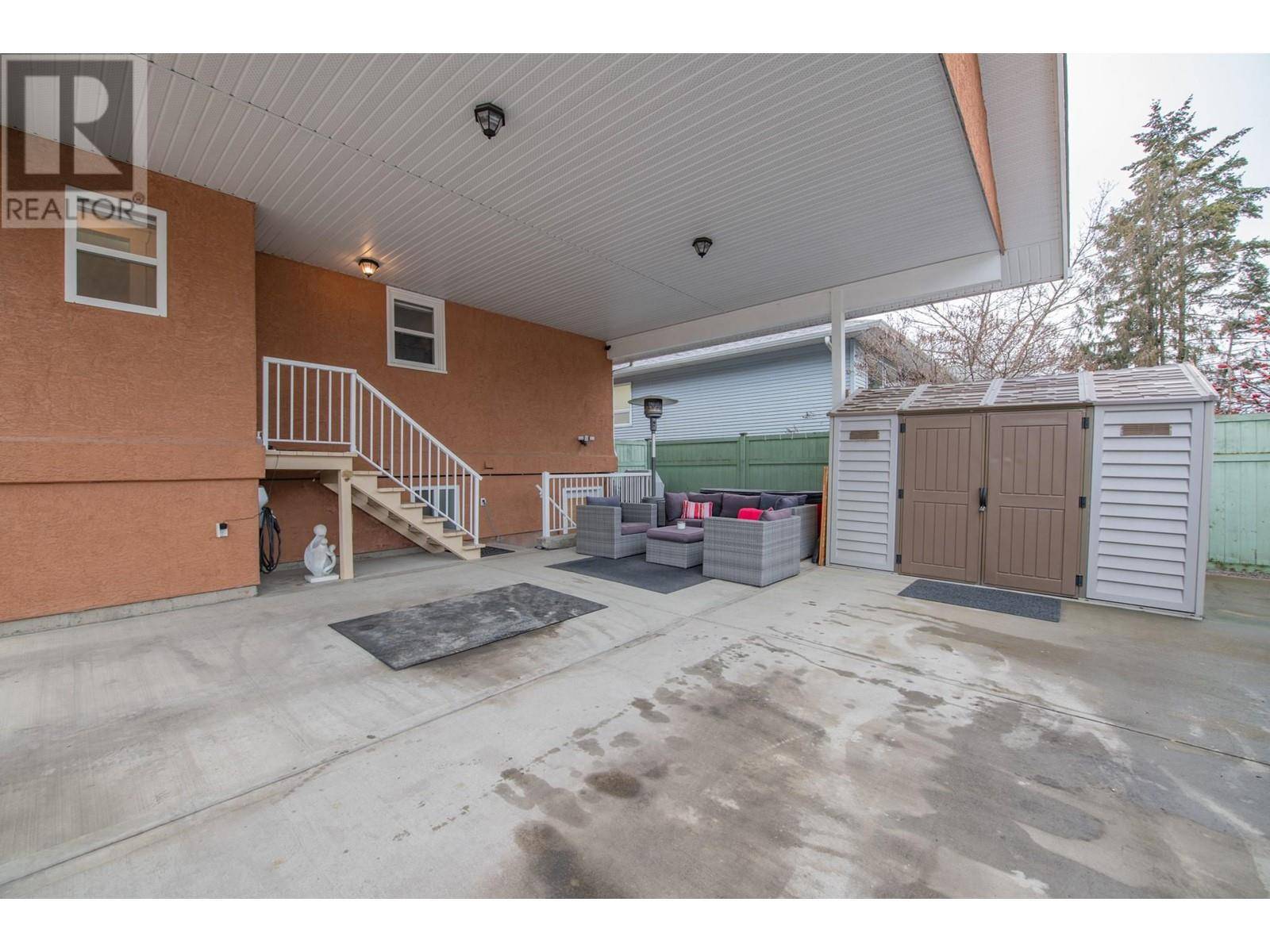 Vernon, BC V1T2S4,2402 35 Avenue