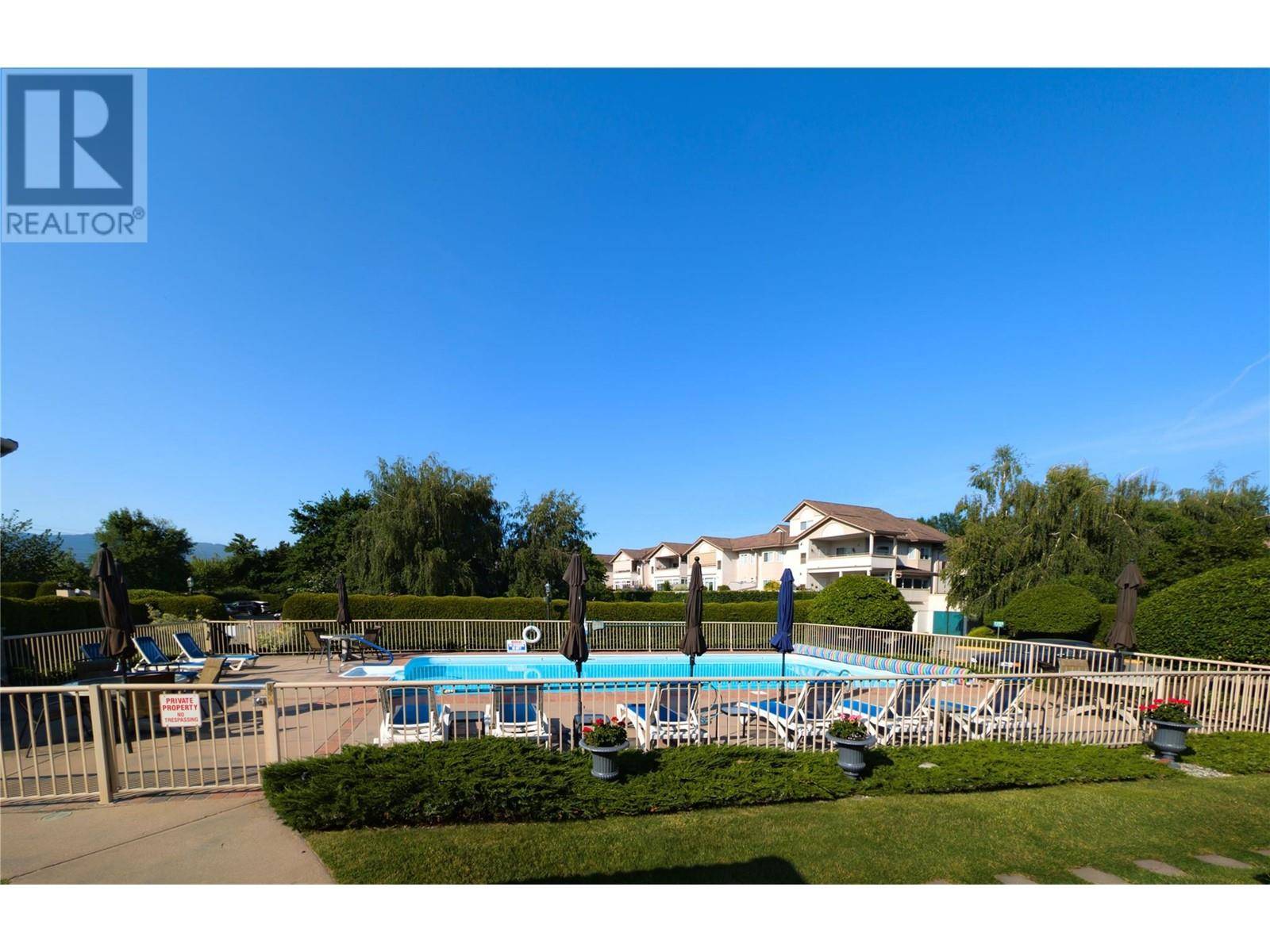 Kelowna, BC V1W2C6,2300 Benvoulin RD #211