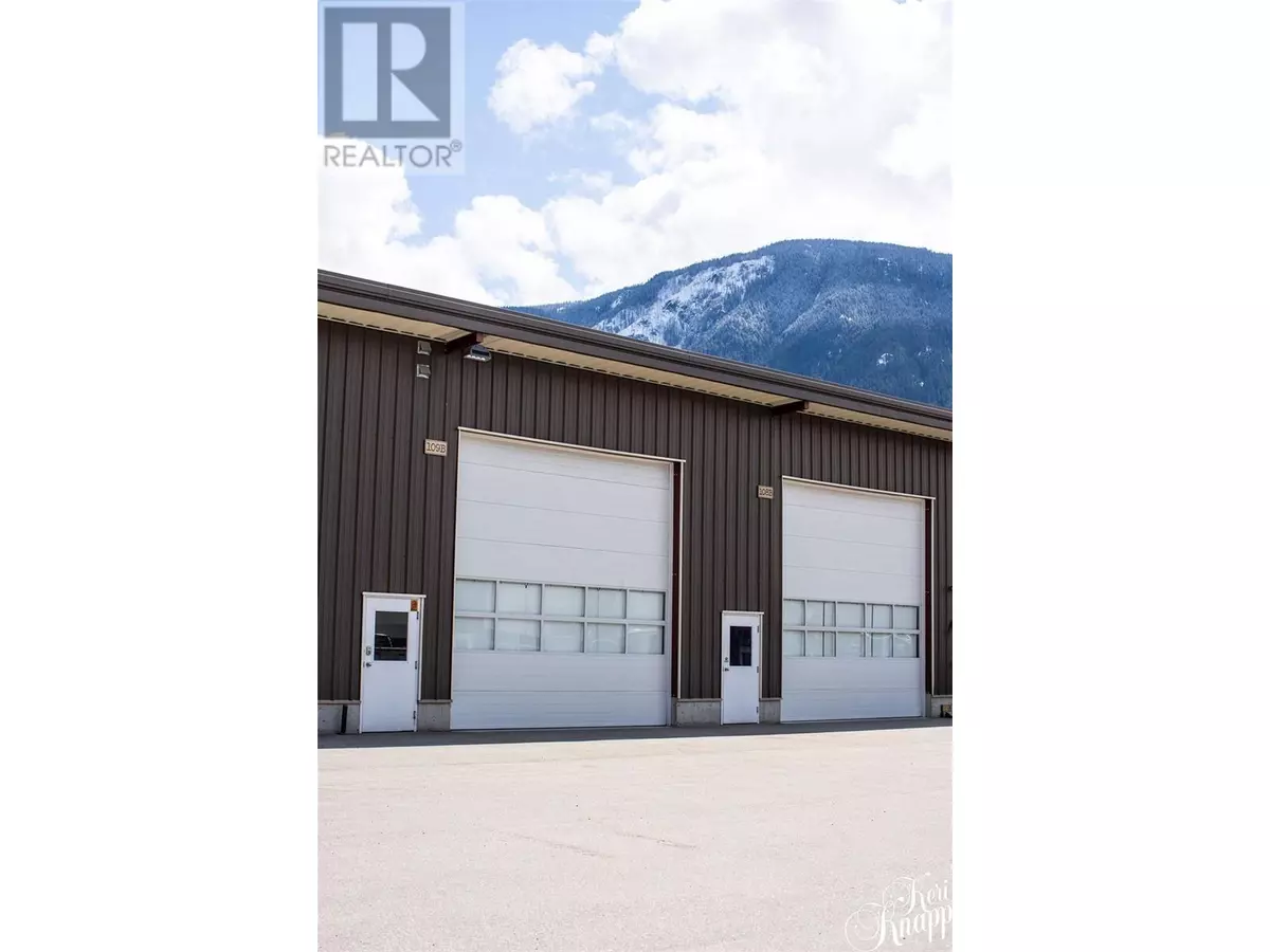 Revelstoke, BC V0E2S1,1240 Powerhouse RD #103B