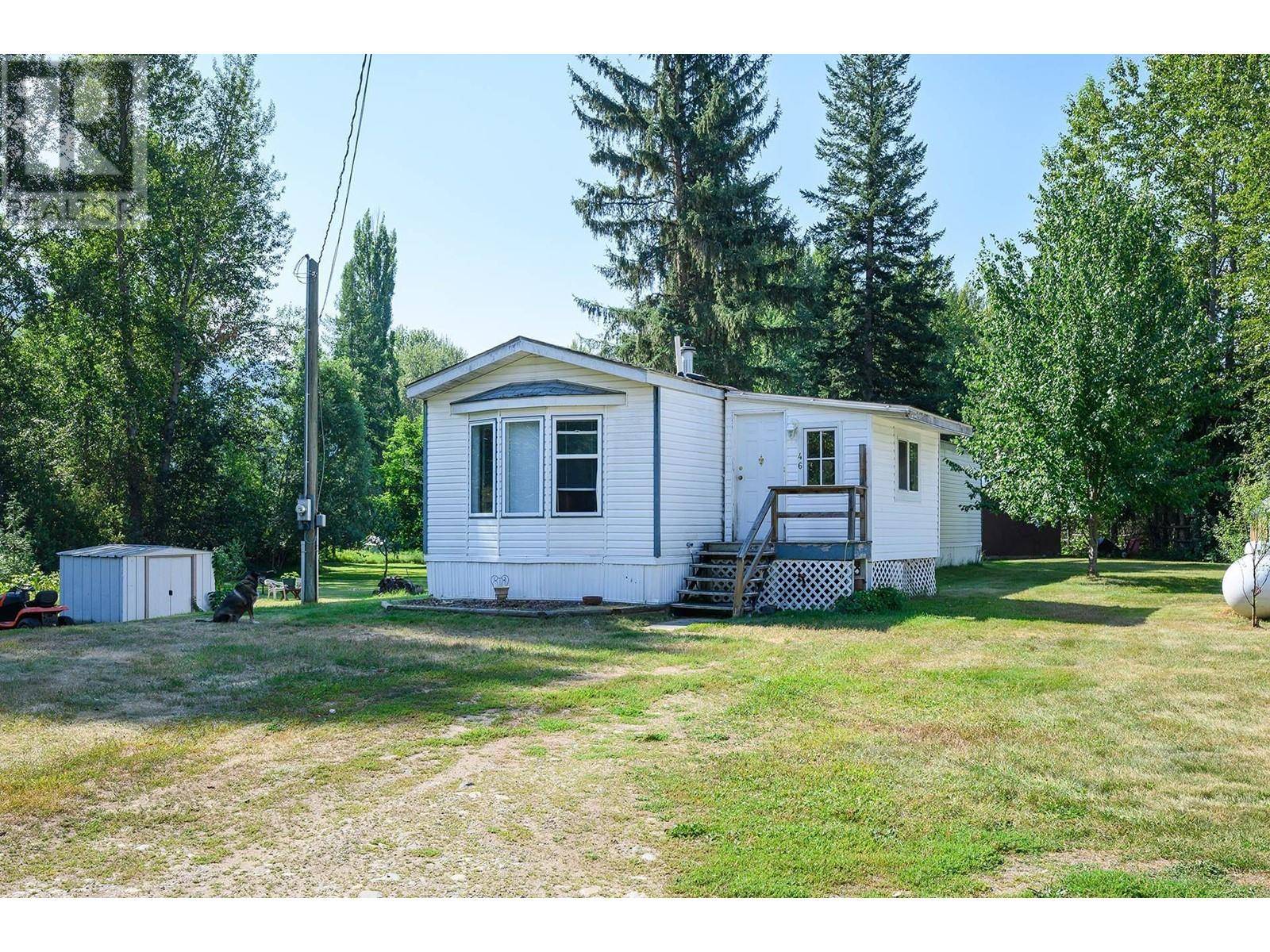 46 BLACKPOOL Road, Clearwater, BC V0E1N2