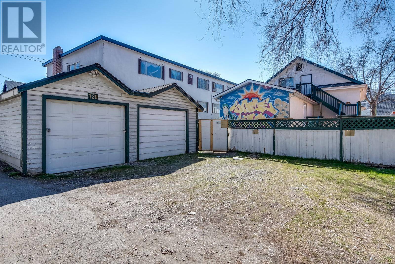 Kelowna, BC V1Y6P5,730 Bernard Avenue