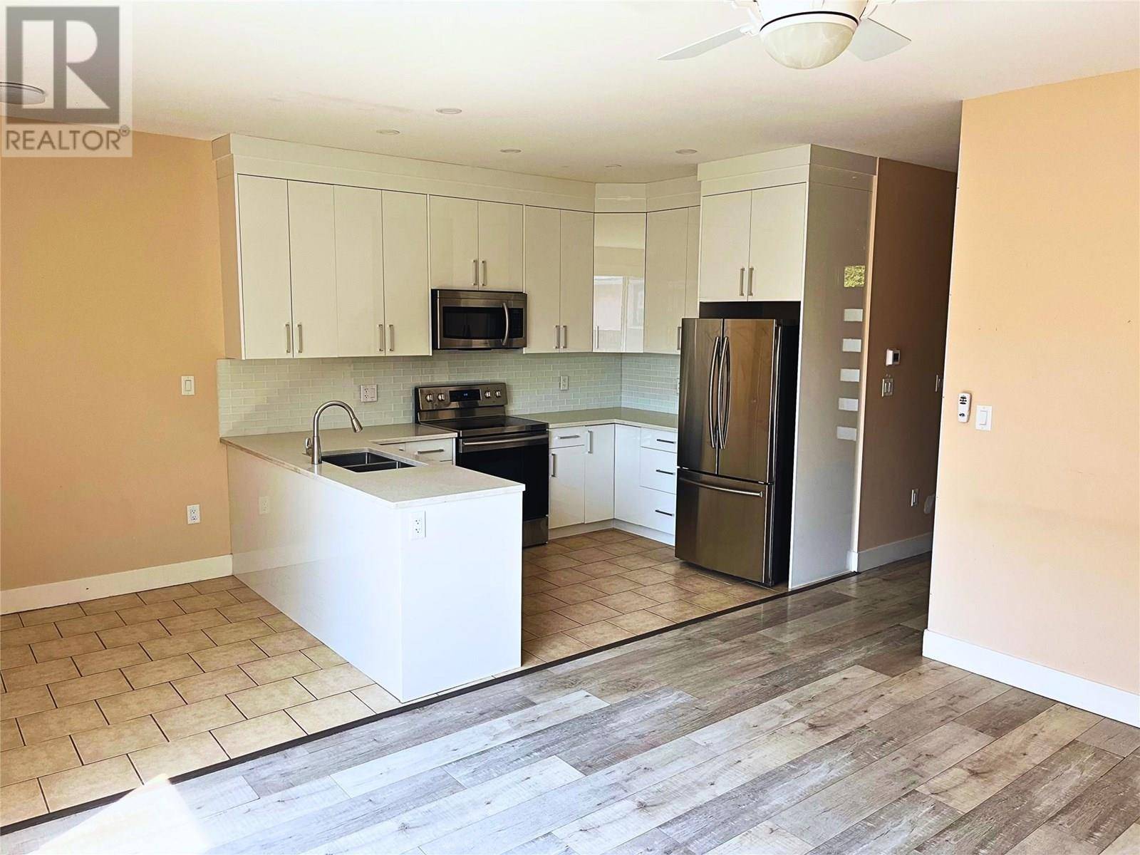 Penticton, BC V2A5N1,641 WINNIPEG ST #102