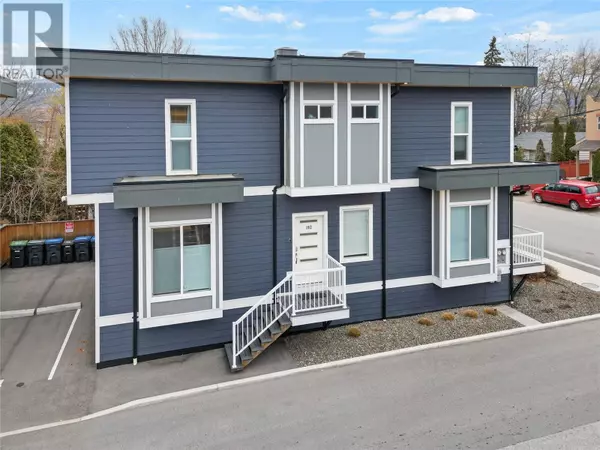 1087 DYNES AVE #102, Penticton, BC V2A1E9