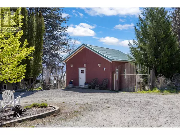 Peachland, BC V0H1X8,5010 Elliott Avenue