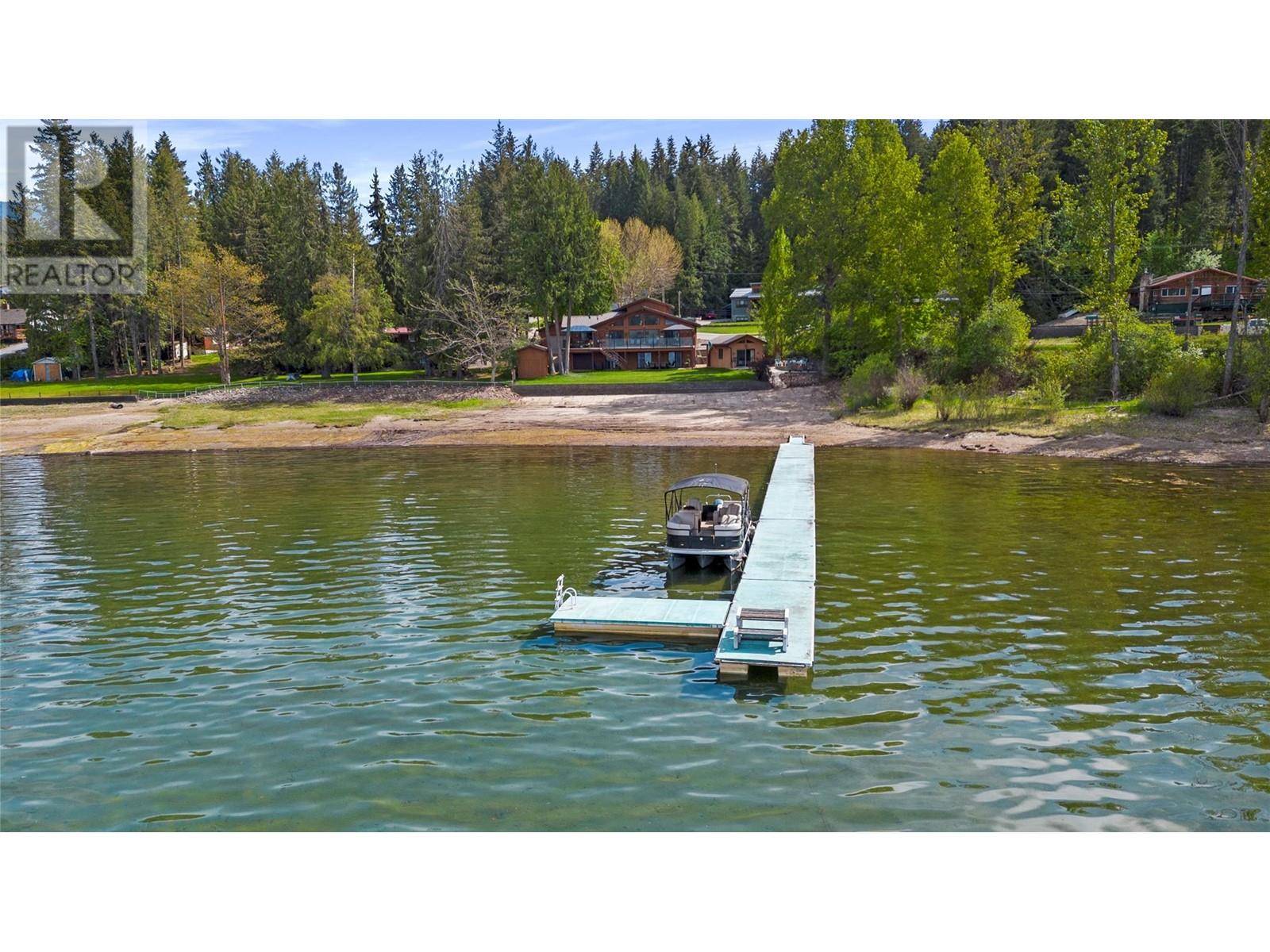 2647 Blind Bay Road, Blind Bay, BC V0E1H1