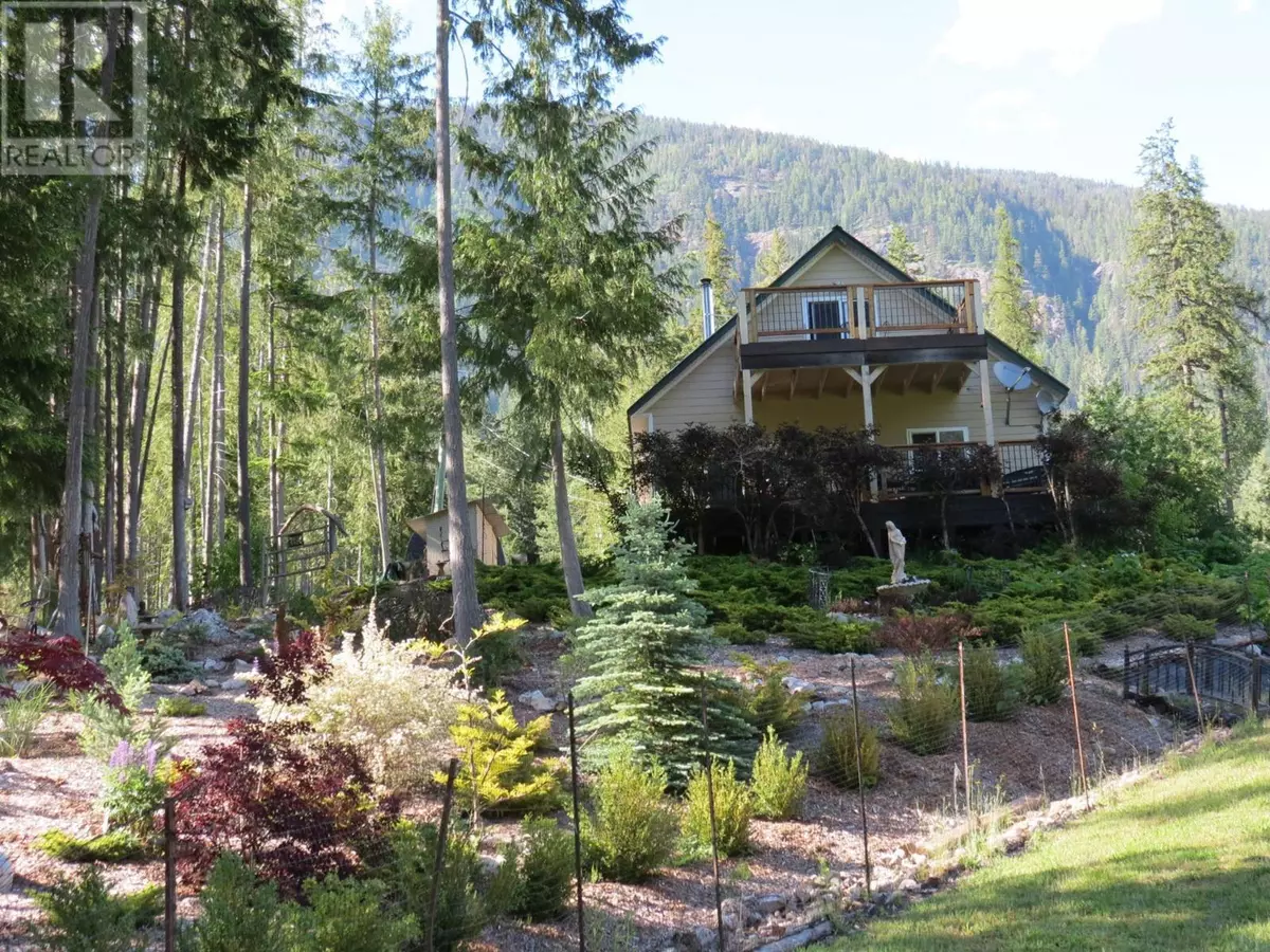 Nakusp, BC V0G1R1,240 ARROW PARK DEMARS Road