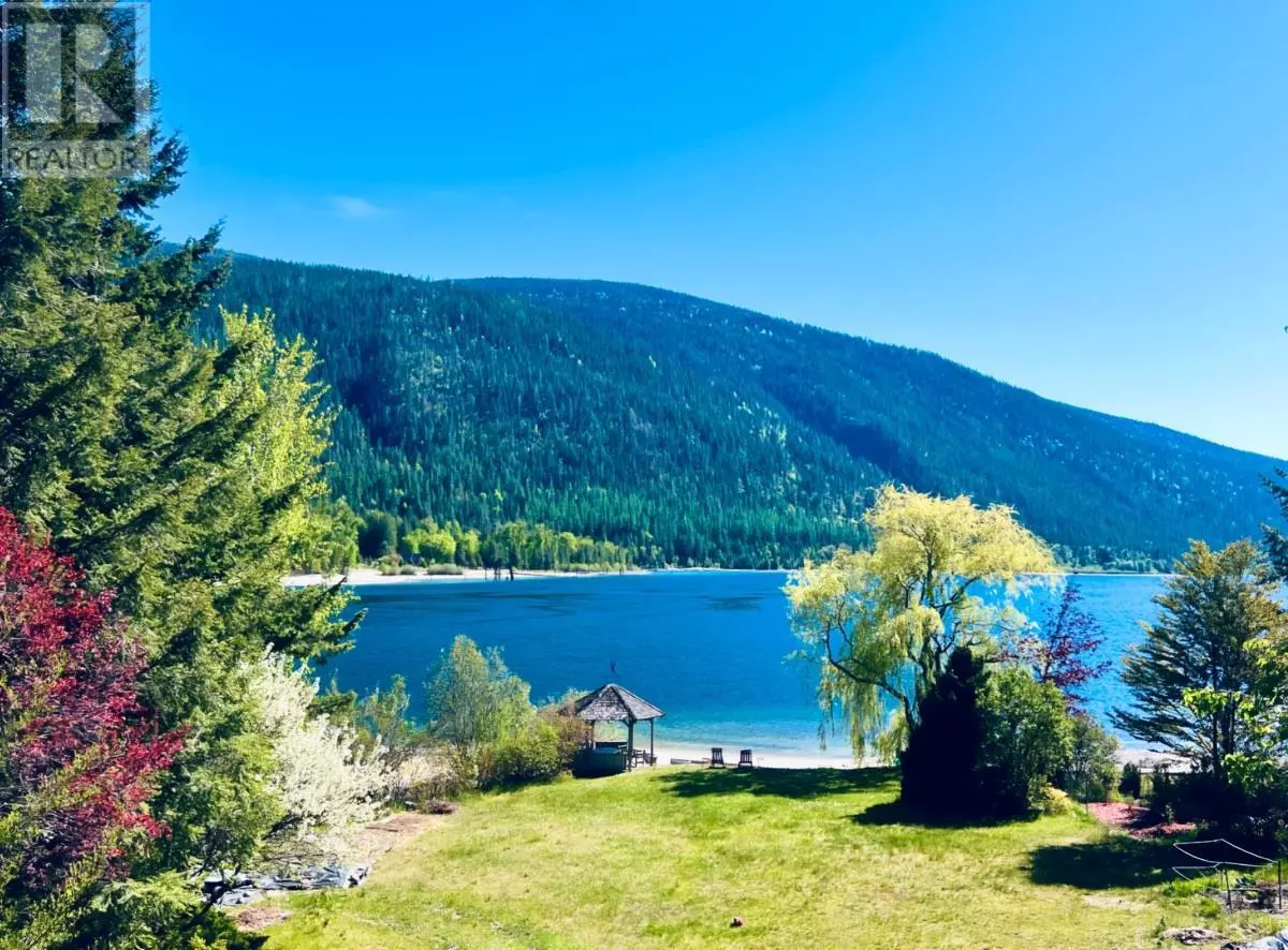 Nelson, BC V1L6M8,3946 MacGregor Road