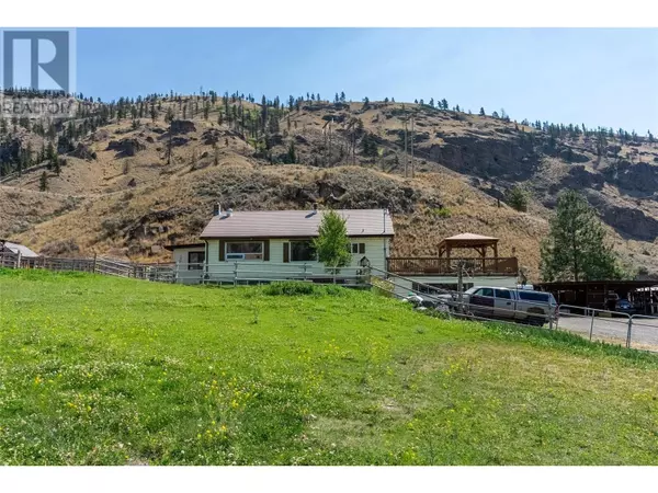 Cache Creek, BC V0K1H0,4088 HILLS FRONTAGE Road