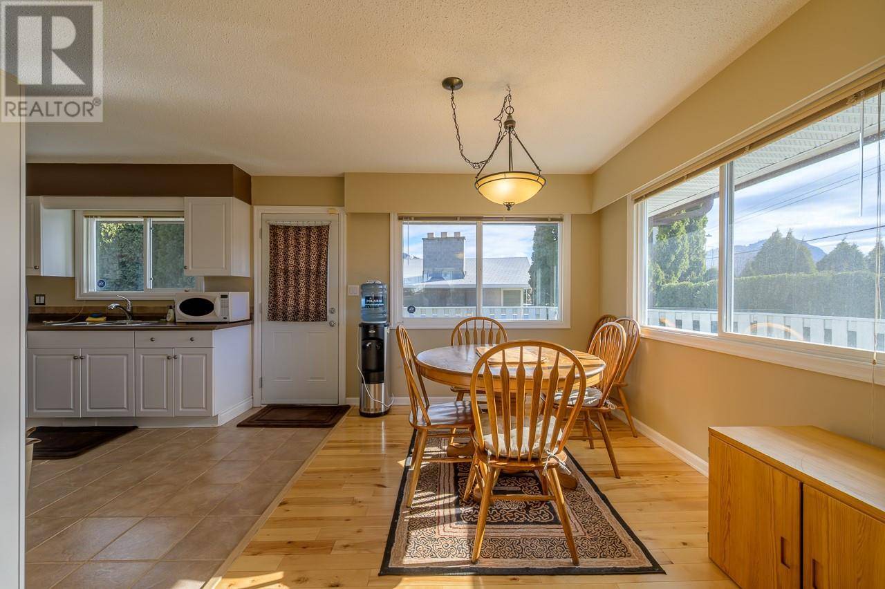 Kamloops, BC V2B6A9,1612 Sheridan Drive