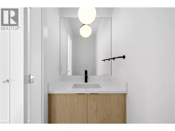 Kelowna, BC V1V3B8,1455 Cara Glen CT #103