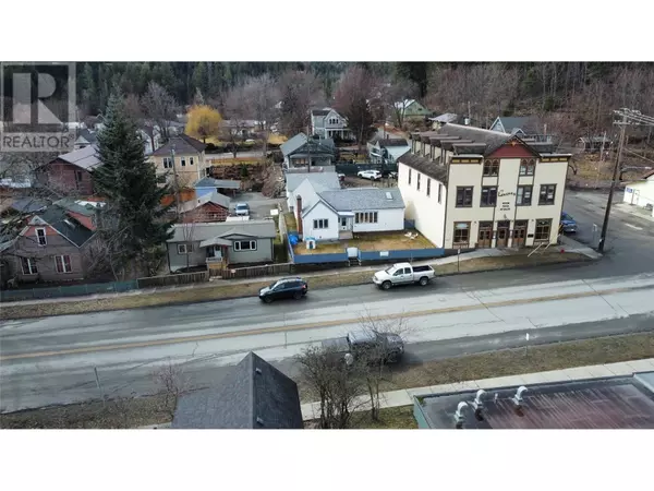 Kaslo, BC V0G1M0,443 A Avenue