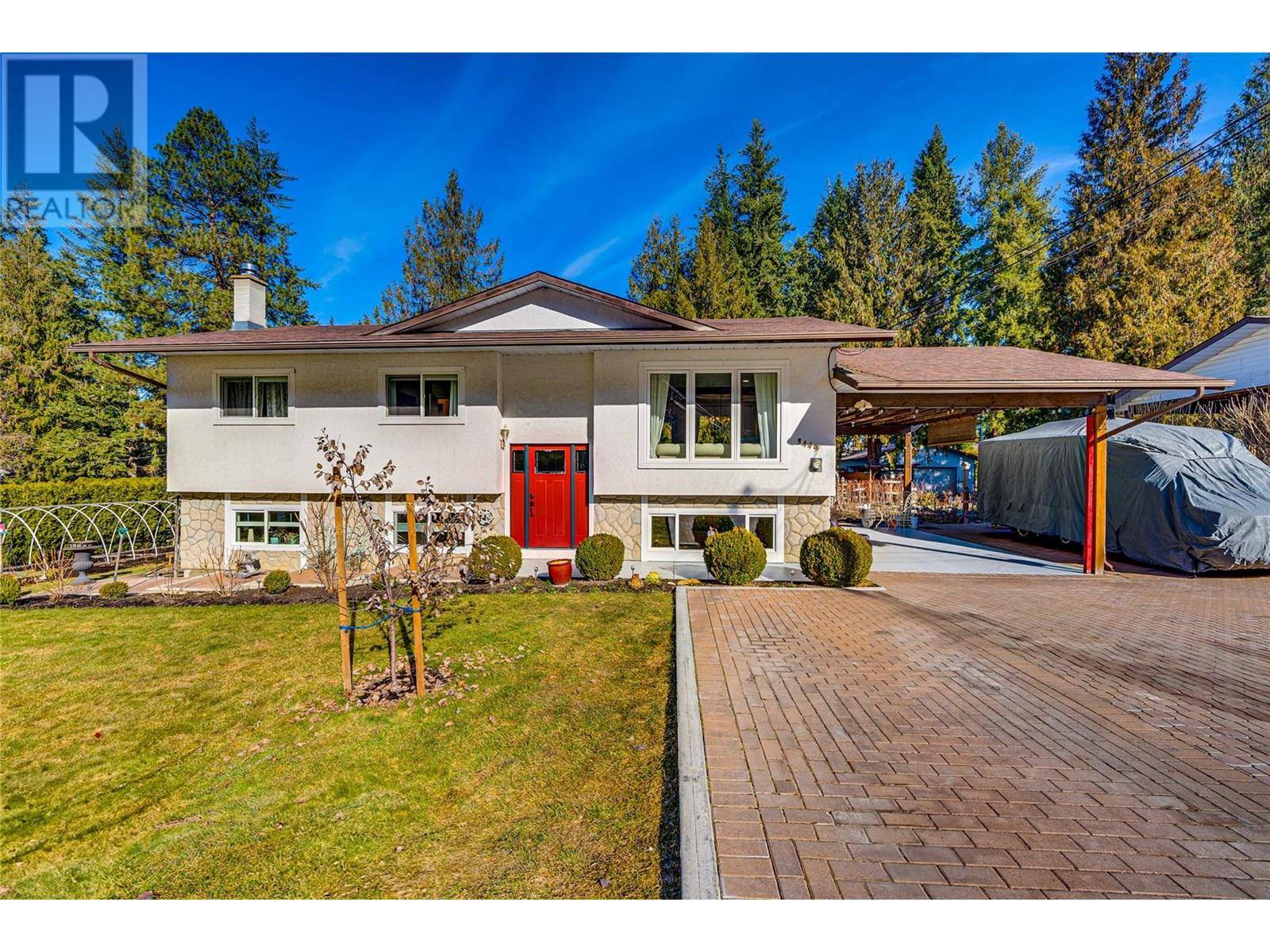 3449 Hope Drive, Spallumcheen, BC V4Y0S8