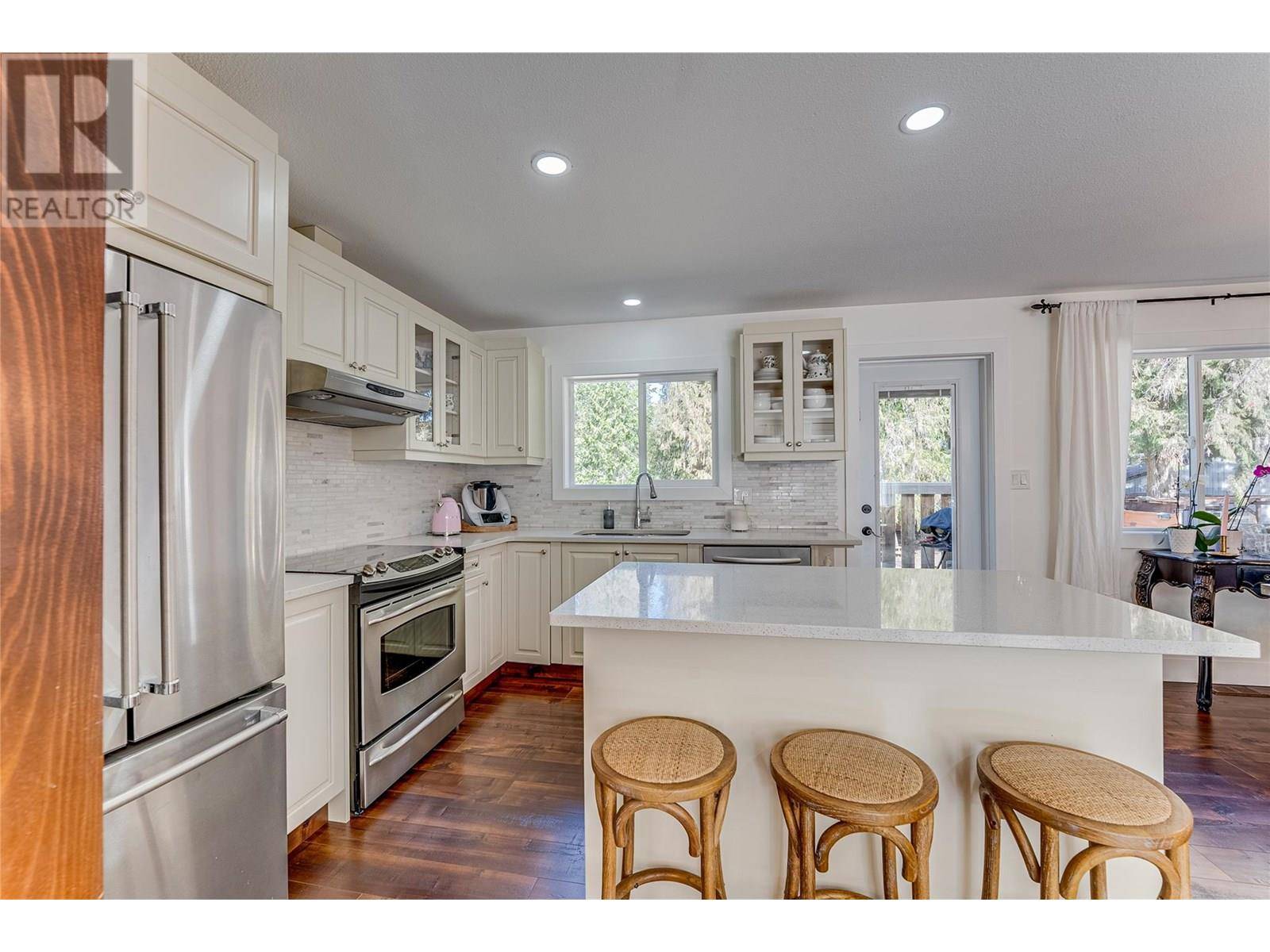 Spallumcheen, BC V4Y0S8,3449 Hope Drive