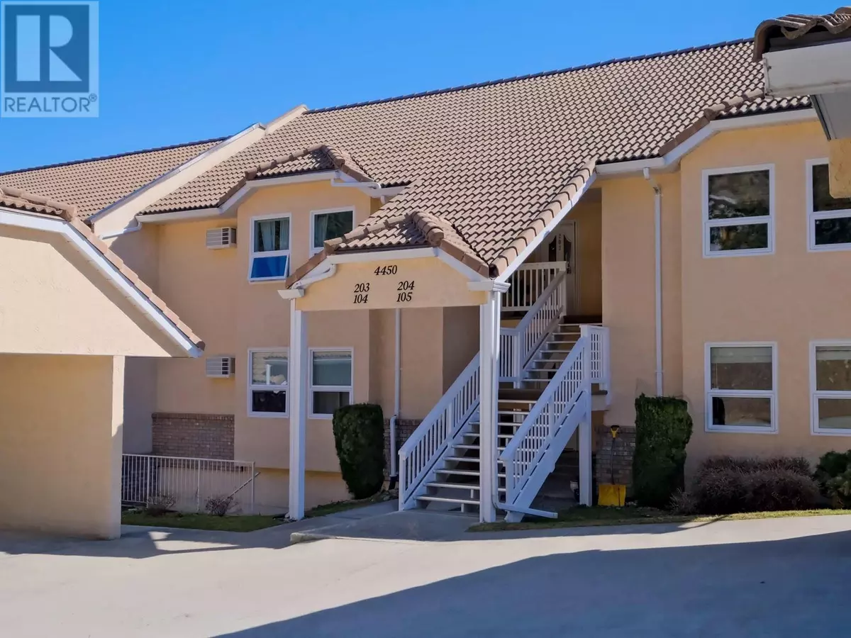 Peachland, BC V0H1X5,4450 Ponderosa DR #105