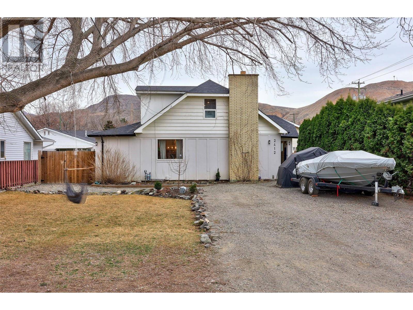 Kamloops, BC V2B4P7,2412 GREENFIELD Avenue