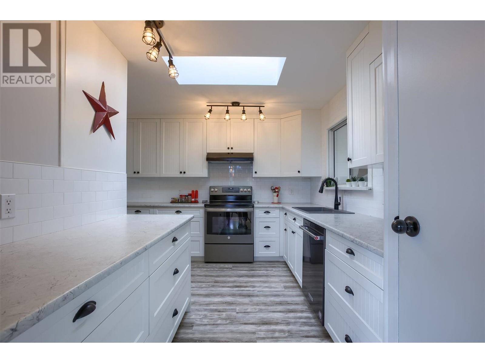 West Kelowna, BC V4T2A5,2098 Boucherie RD #61