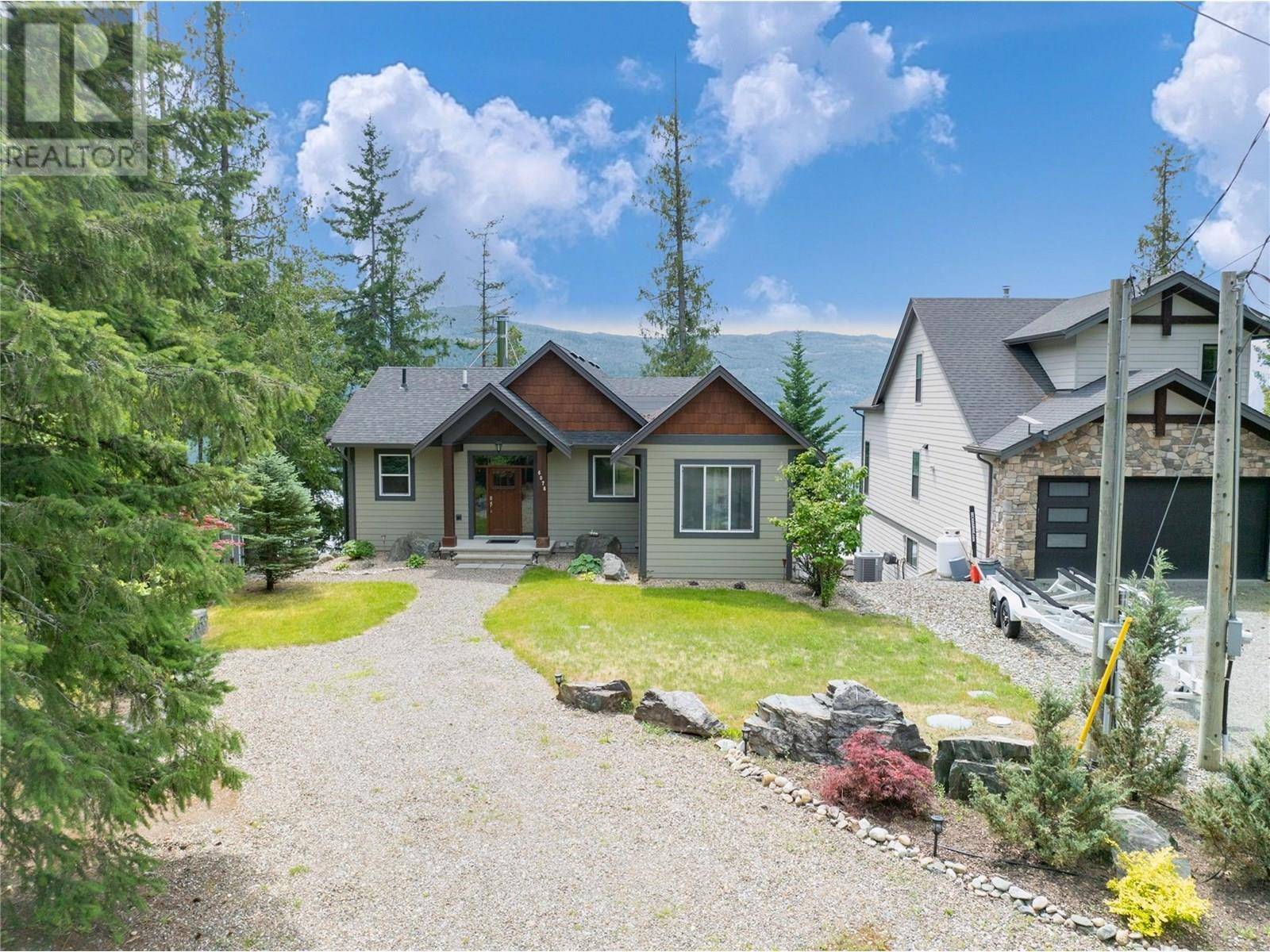Magna Bay, BC V0E1M7,6076 Davis Road