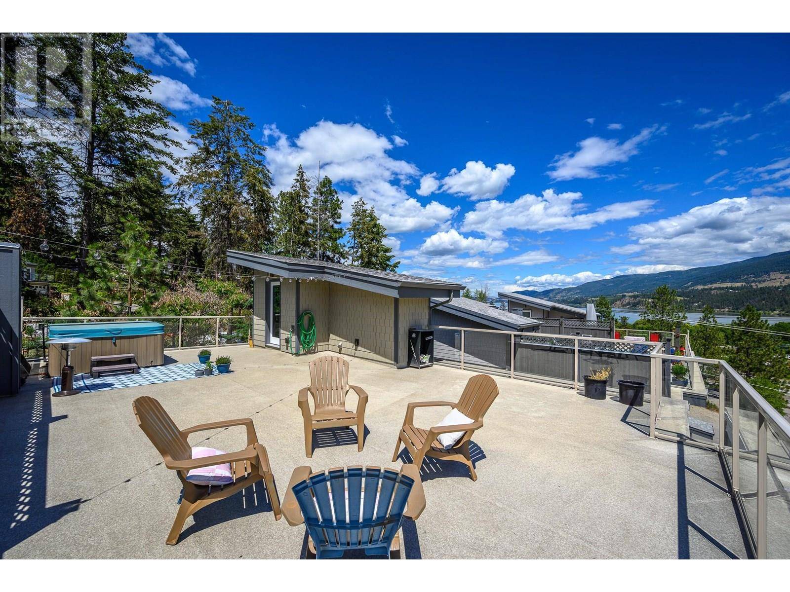 2893 Robinson RD #7, Lake Country, BC V4V1H8
