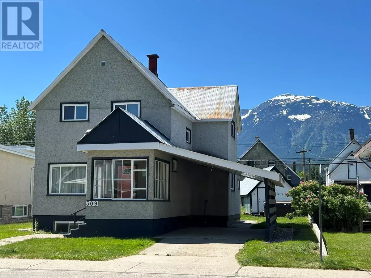 Revelstoke, BC V0E2S0,309 Third Street E