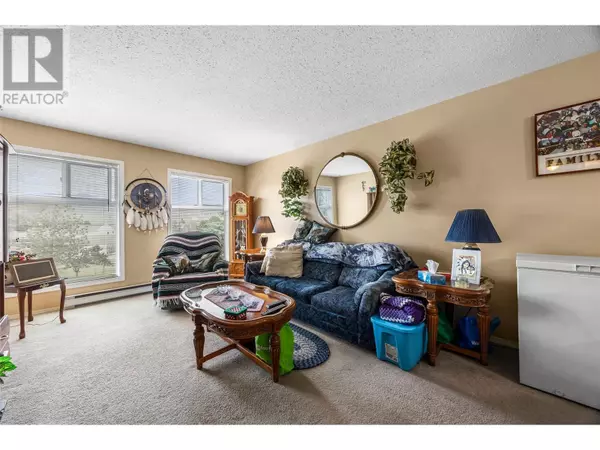 Kamloops, BC V2B3L7,1760 Brunner AVE #306