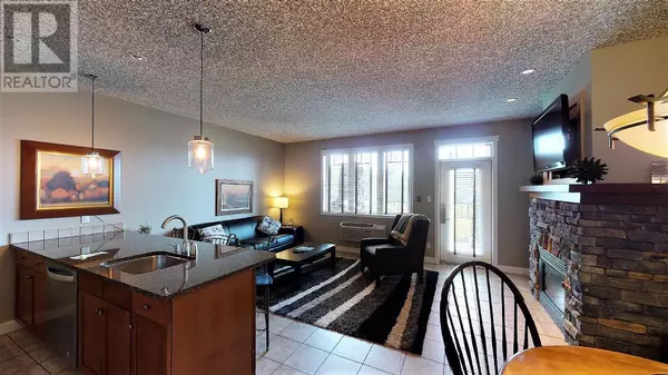 400 BIGHORN BLVD #412 A, Radium Hot Springs, BC V0A1M0