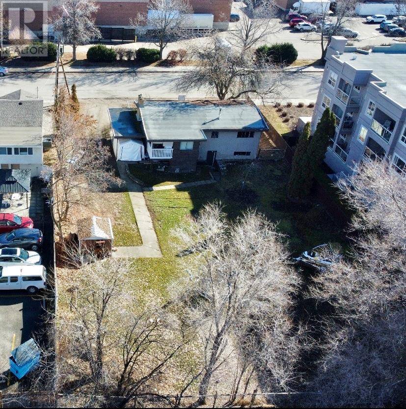 Kelowna, BC V1Y6H5,2110 Vasile Road