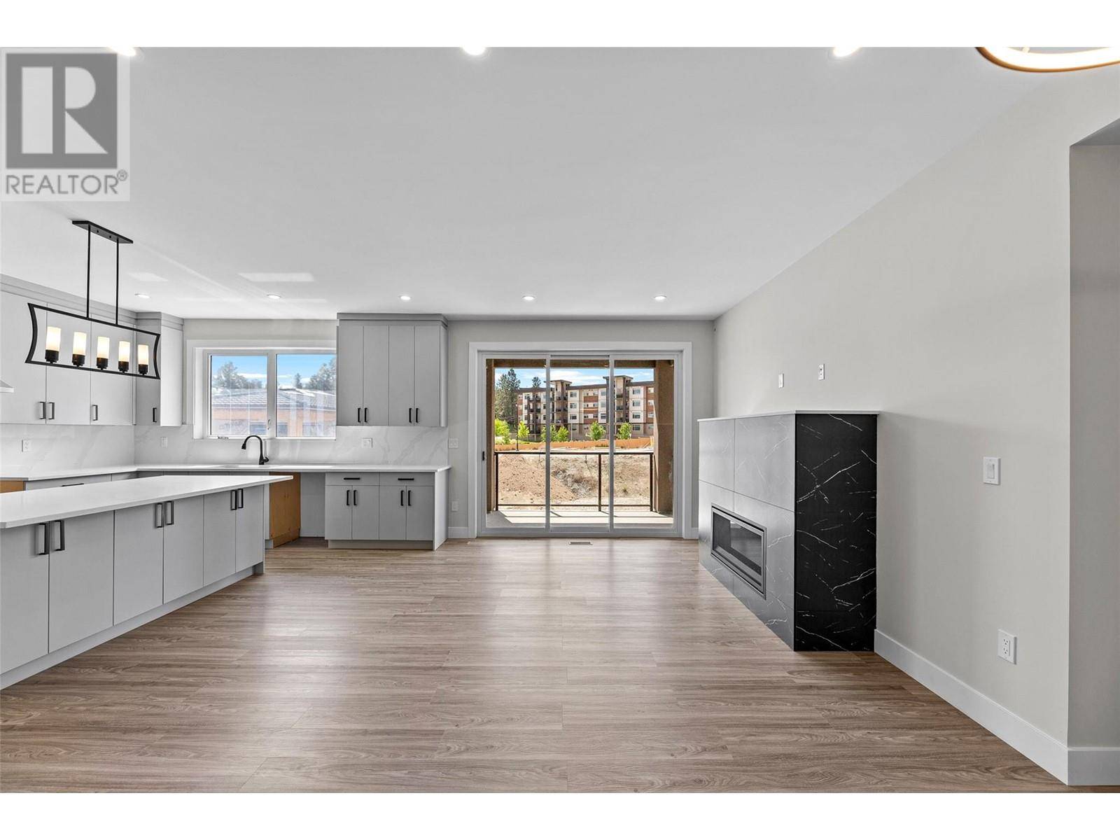 Kelowna, BC V1Z4E1,1795 Viewpoint Drive