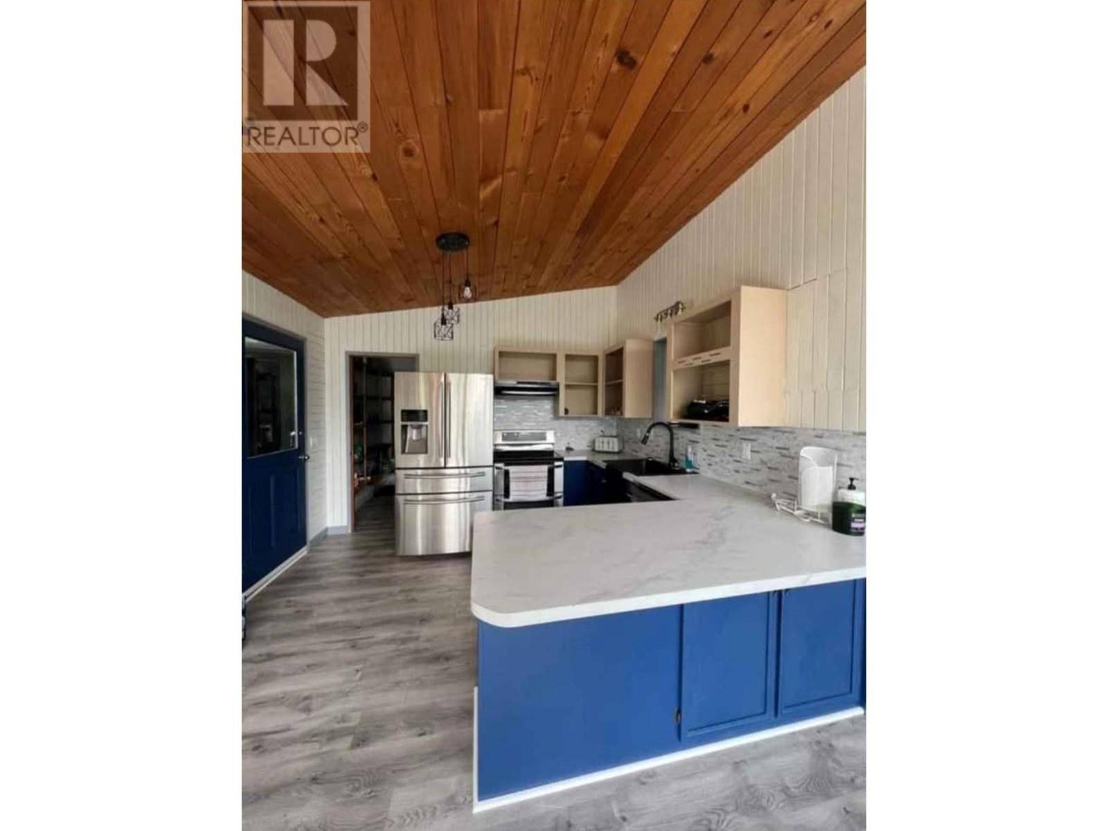 Magna Bay, BC V0E1L0,6791 Charleson Road