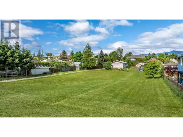513 16TH Avenue, Creston, BC V0b1G5