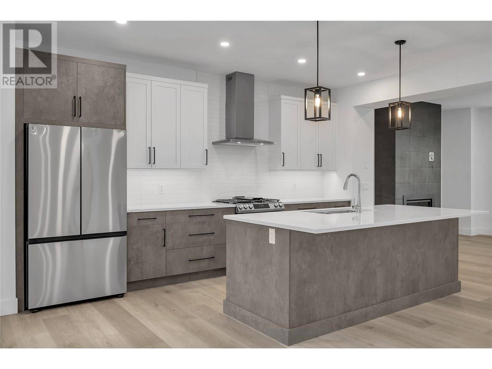 2835 Canyon Crest DR #13, West Kelowna, BC V4T0G8