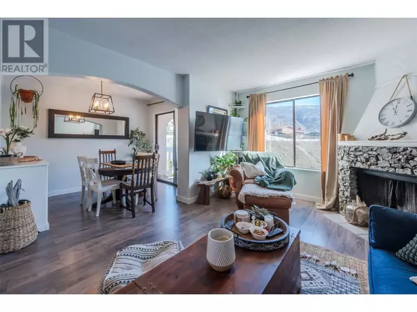 Osoyoos, BC V0H1V2,8043 VEDETTE DR #1A