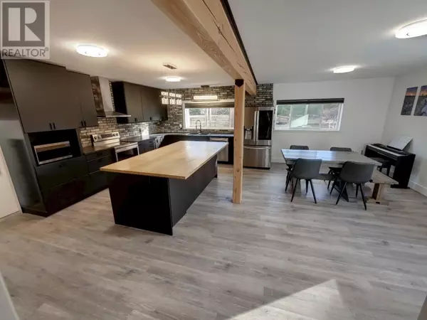 Burton, BC V0G1R0,117 LAKEVIEW PARK Road