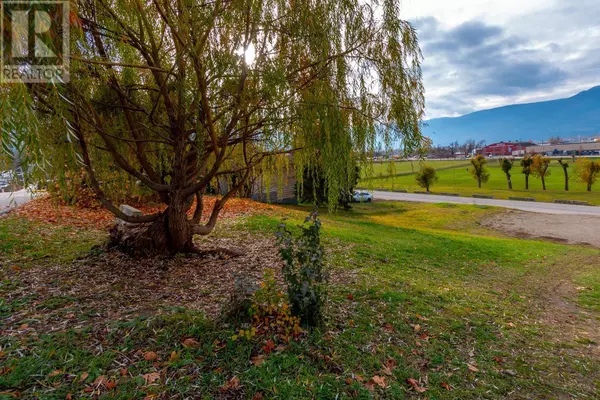 Salmon Arm, BC V1E4N2,161 Shuswap Street SW