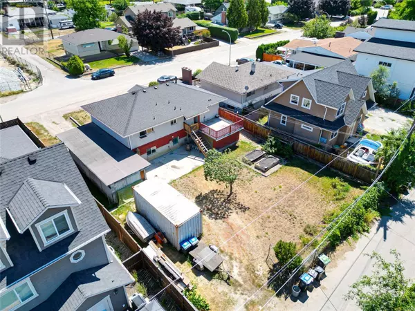 Kelowna, BC V1Y2T6,2220 Burnett Street Lot# 7